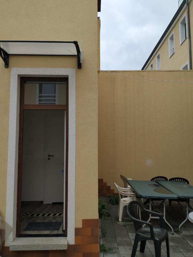 Mehrfamilien Haus Apartamento Schkeuditz Exterior foto